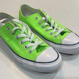 Lime green Converse!!!!!